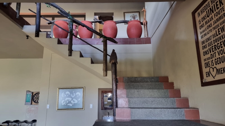 6 Bedroom Property for Sale in Merryhill Eastern Cape